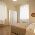Regis 4*
