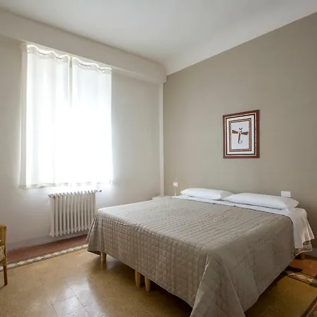 Aparthotel Regis